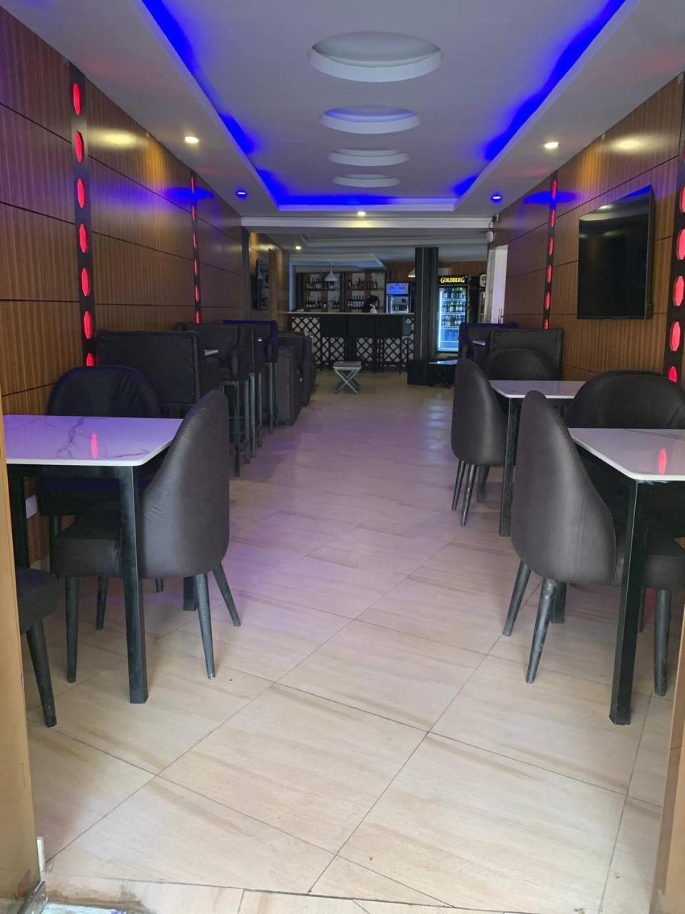 Presken Hotels Alade Avenue Ікеджа Екстер'єр фото