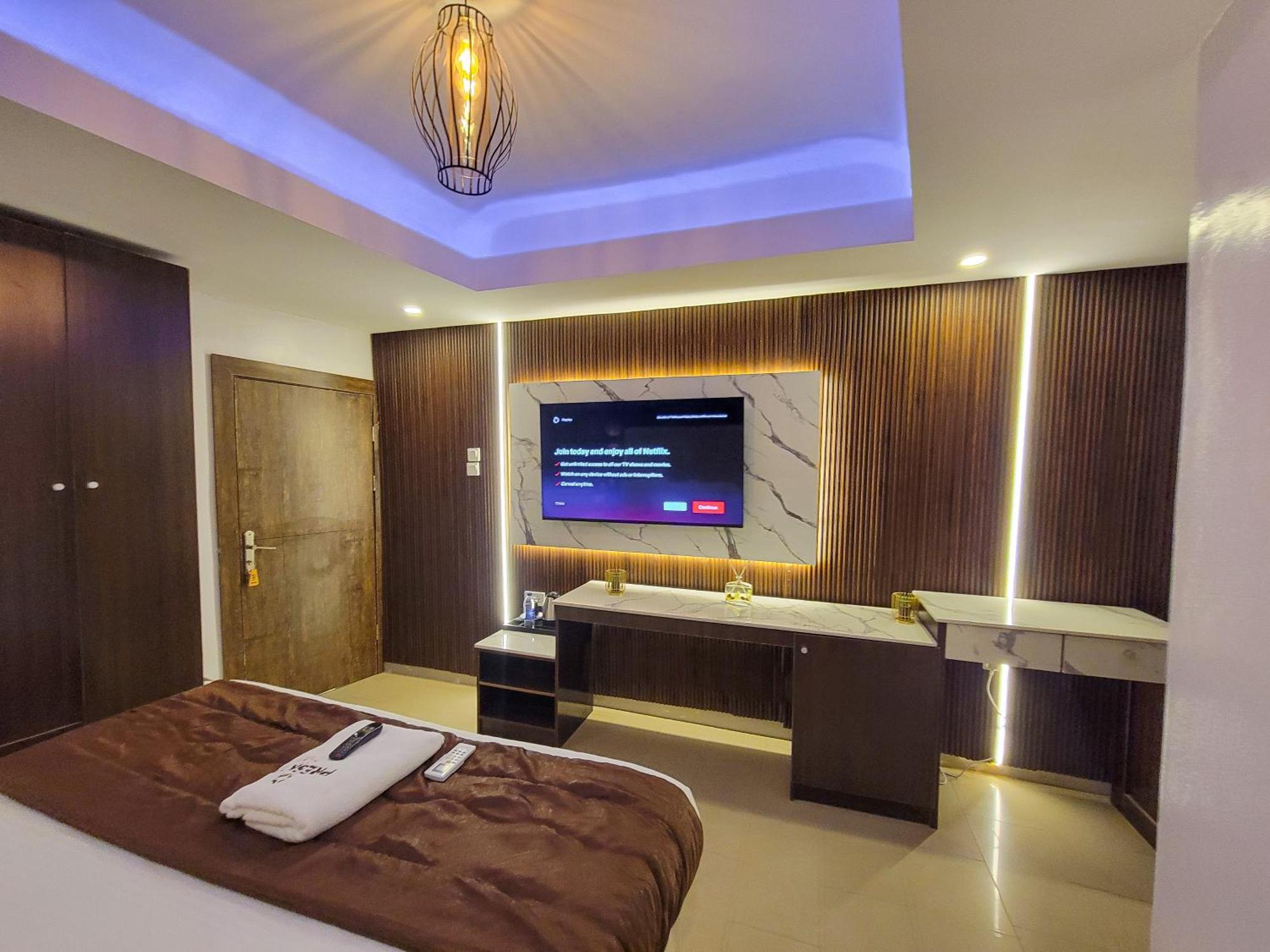 Presken Hotels Alade Avenue Ікеджа Екстер'єр фото
