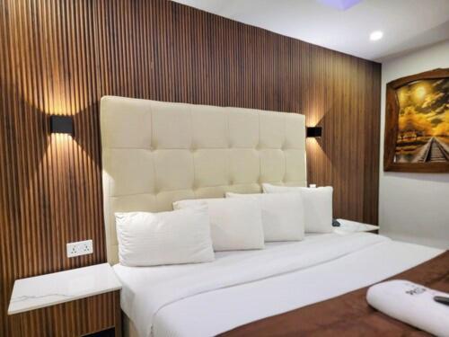Presken Hotels Alade Avenue Ікеджа Екстер'єр фото
