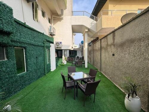 Presken Hotels Alade Avenue Ікеджа Екстер'єр фото